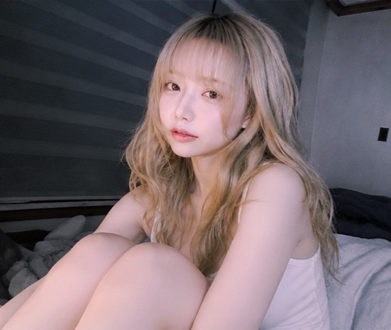 잠깐 여우무당이랑 라콜할래?