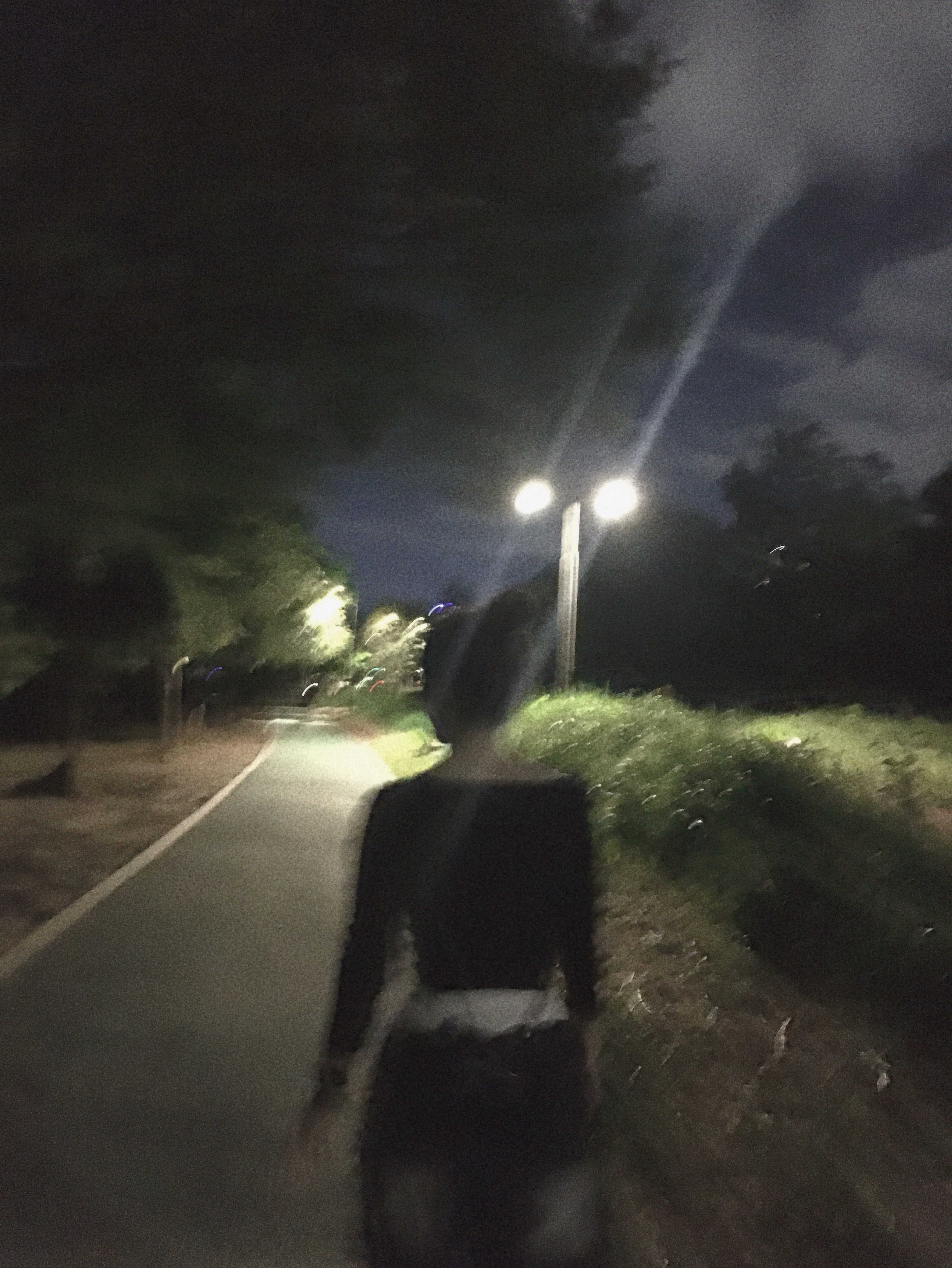 쿨쿨쿵?