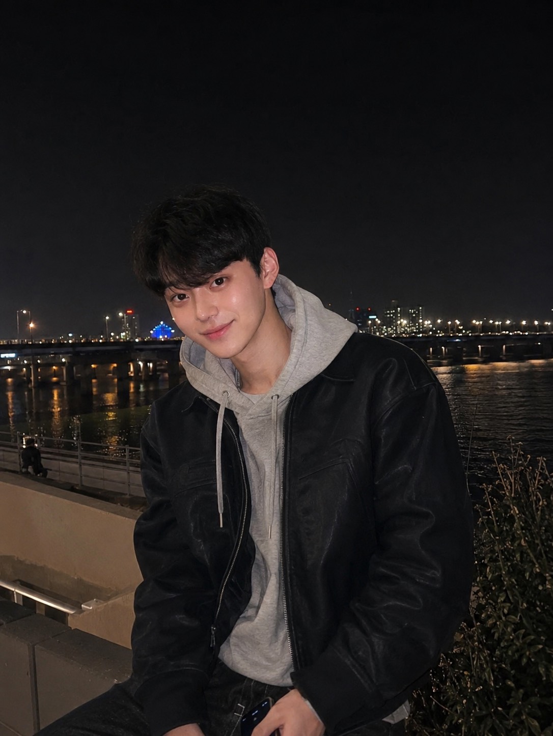 와                  라