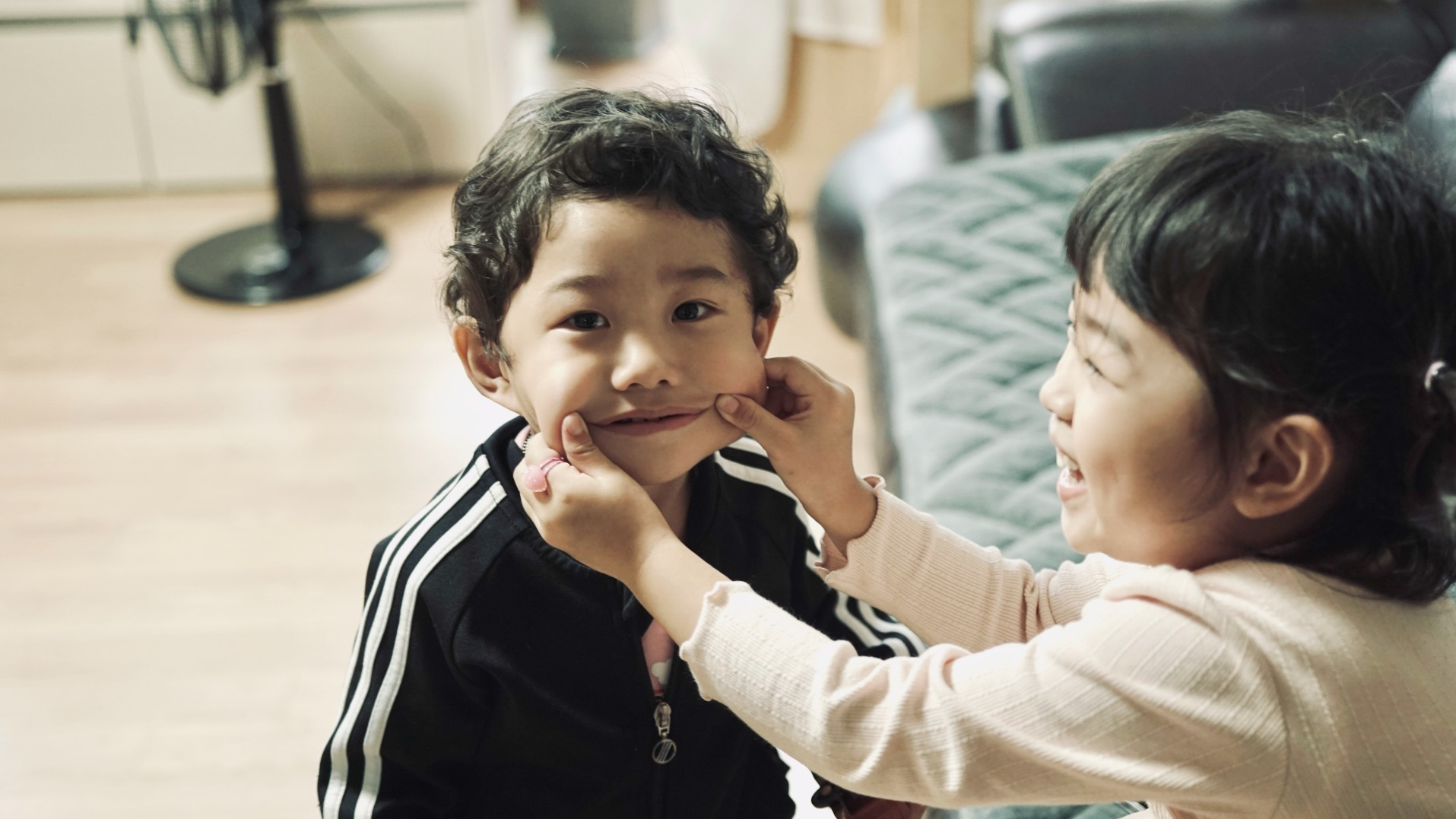 들어와서 현생살기