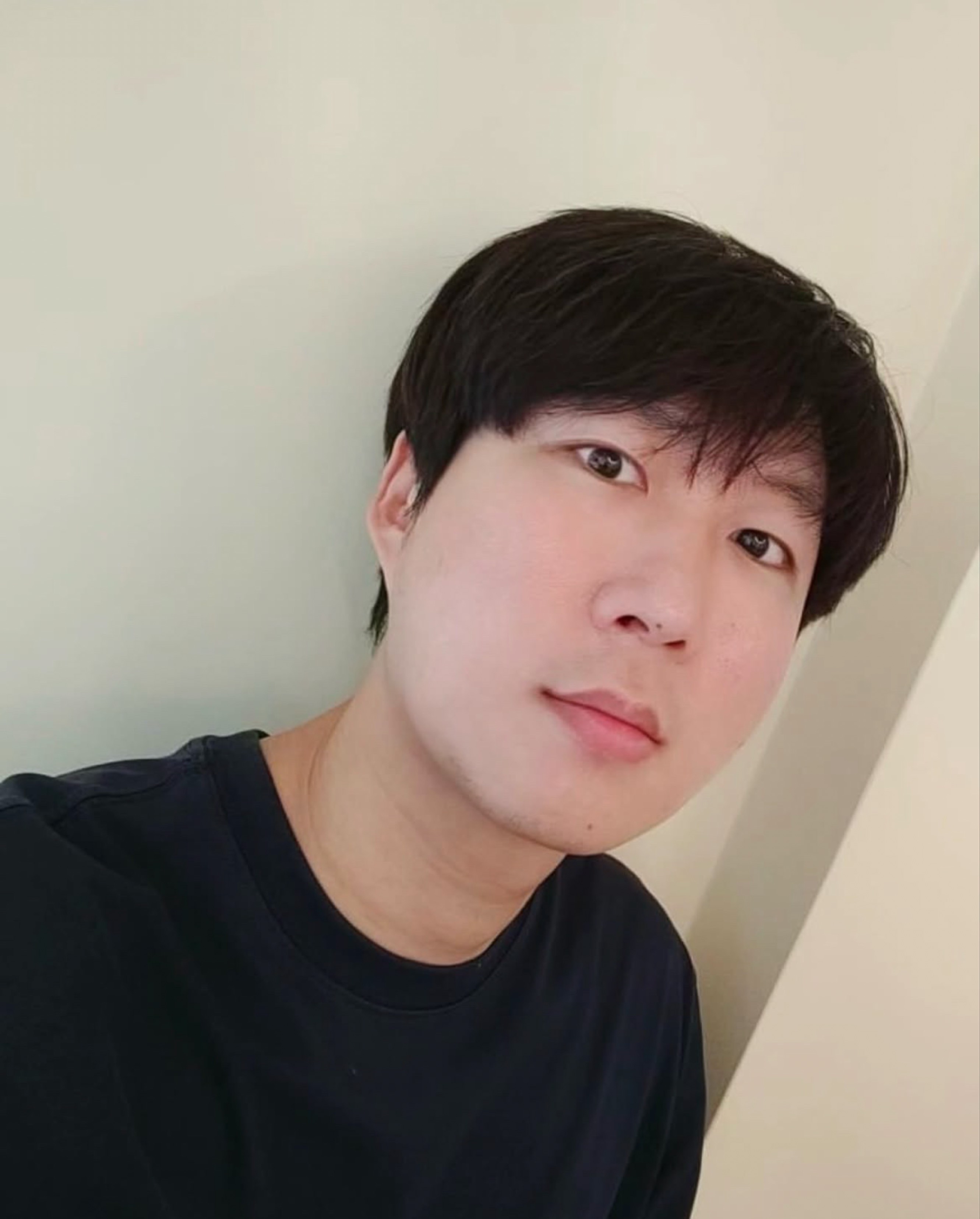 아   무    나