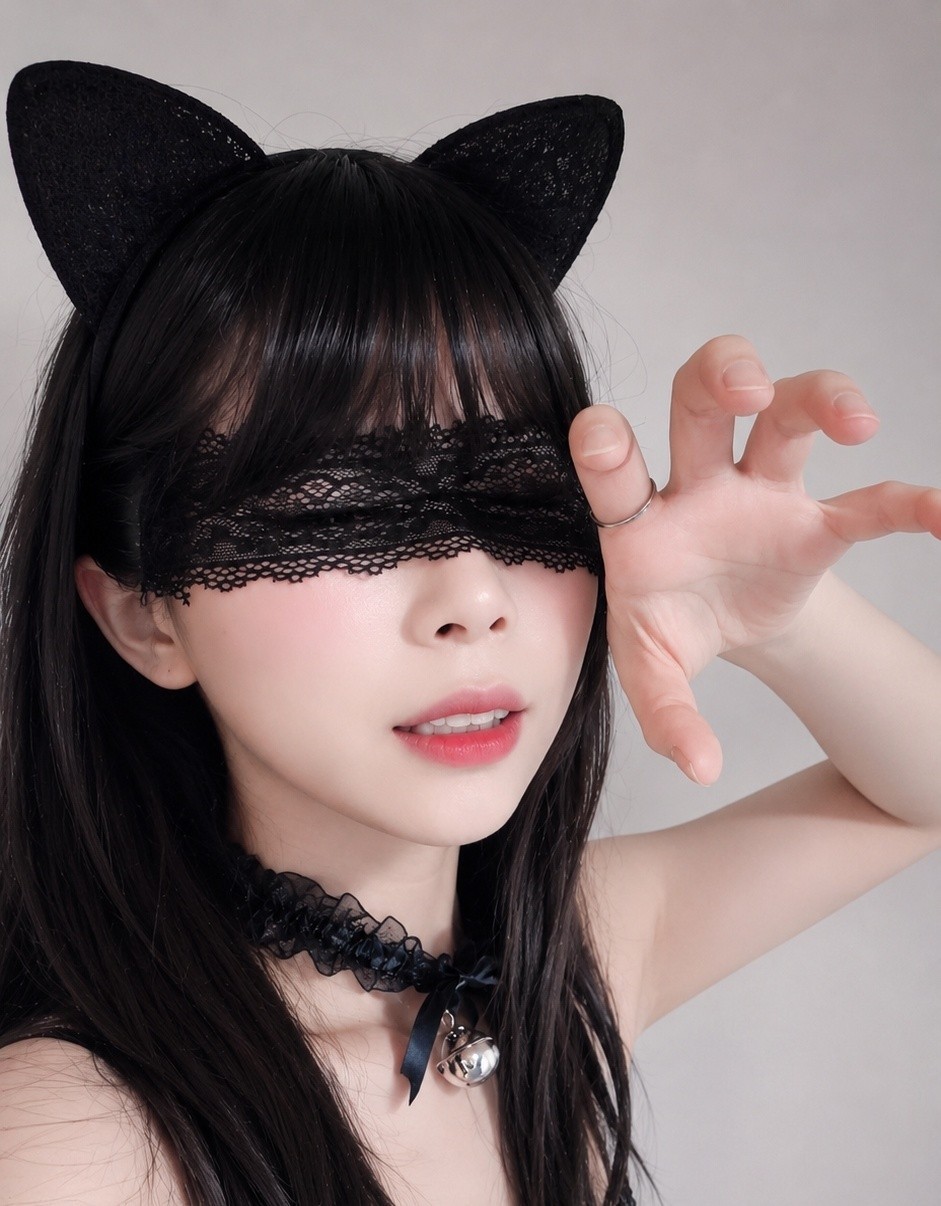 미친 목소리 소유자.