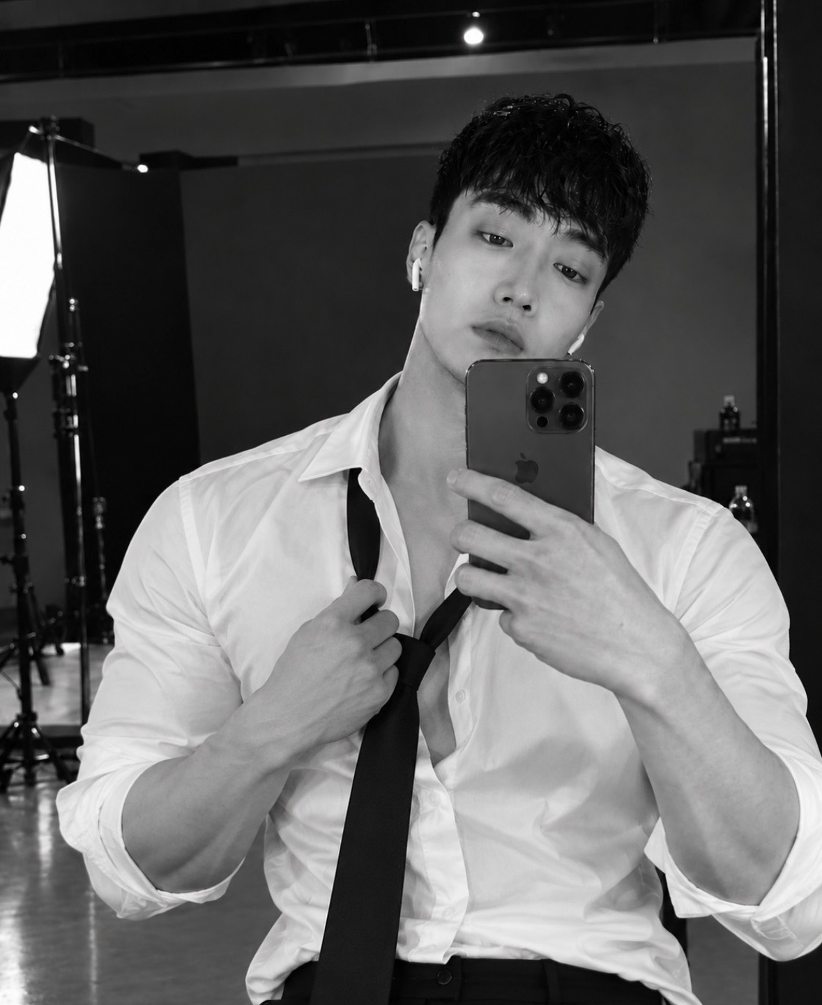 #중저음+애교..?