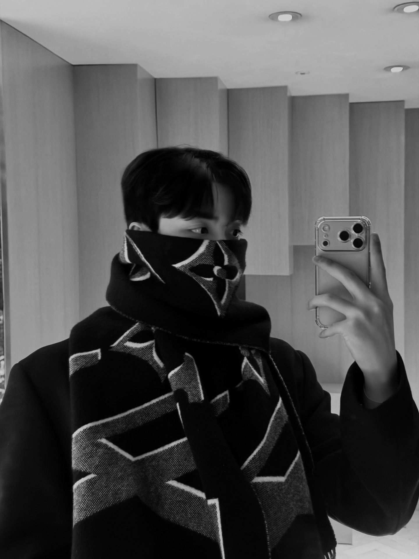 나 보러 와