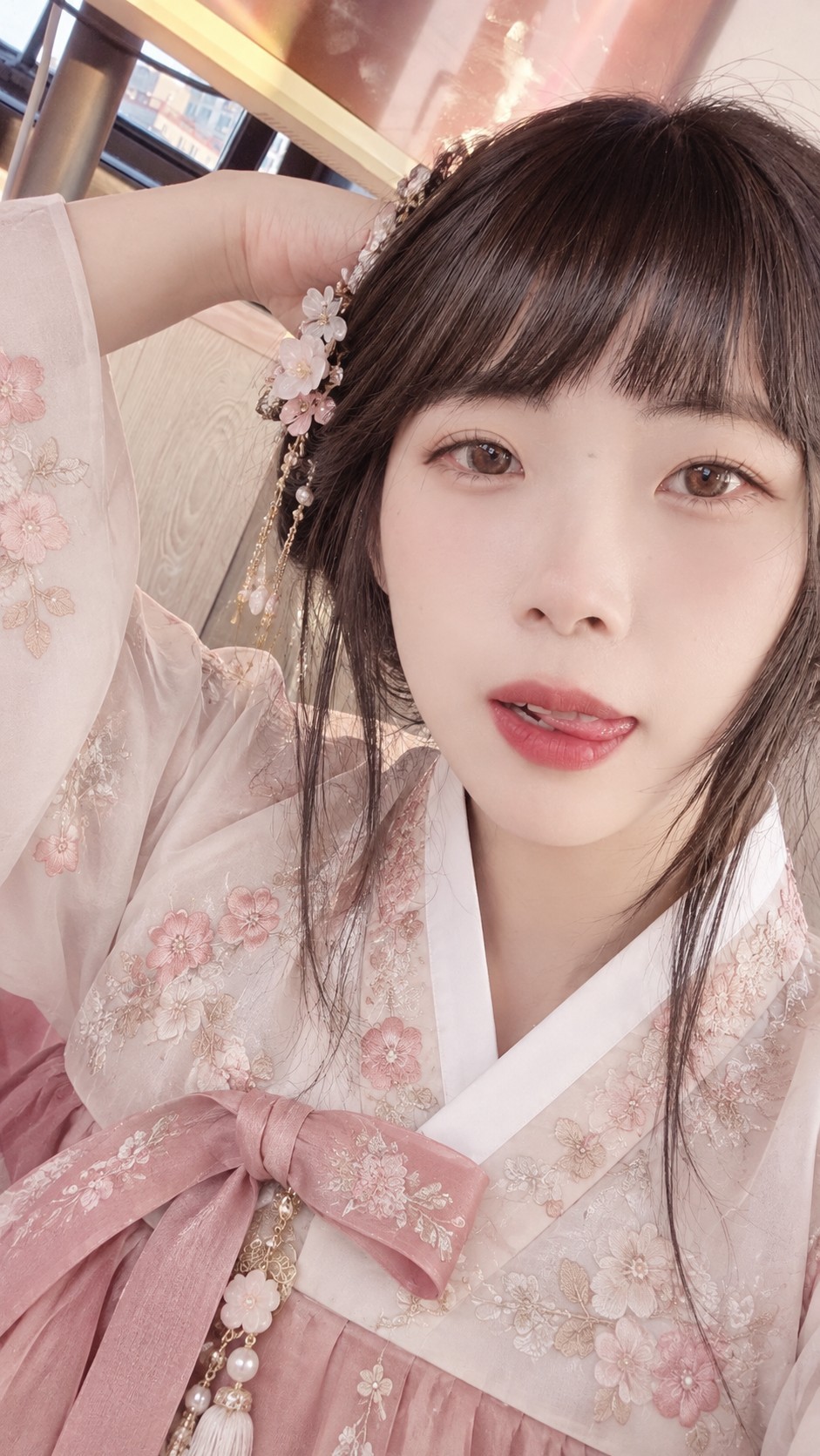 나 목소리 존나좋은데?