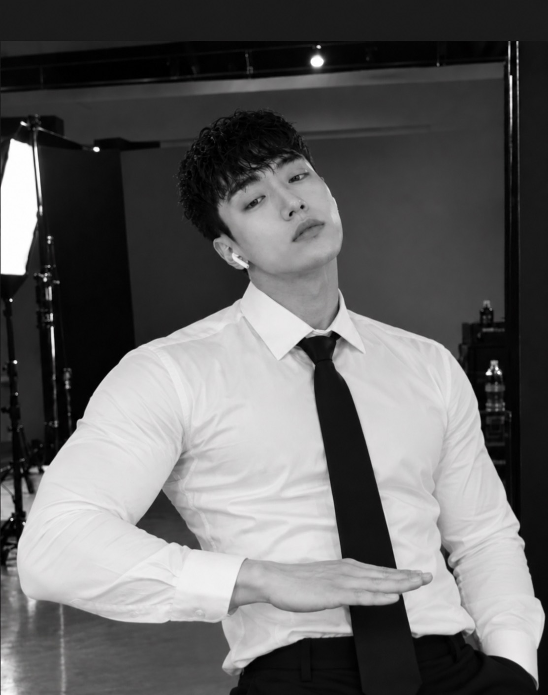 중저음+애교?+광기..?