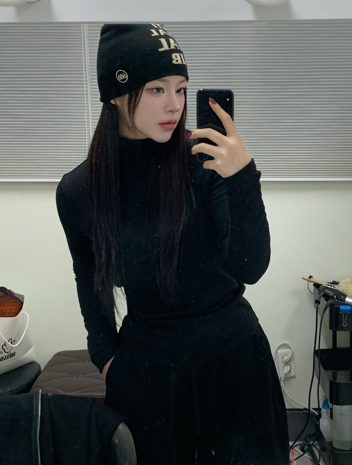 아침에 떠있는 해의 색