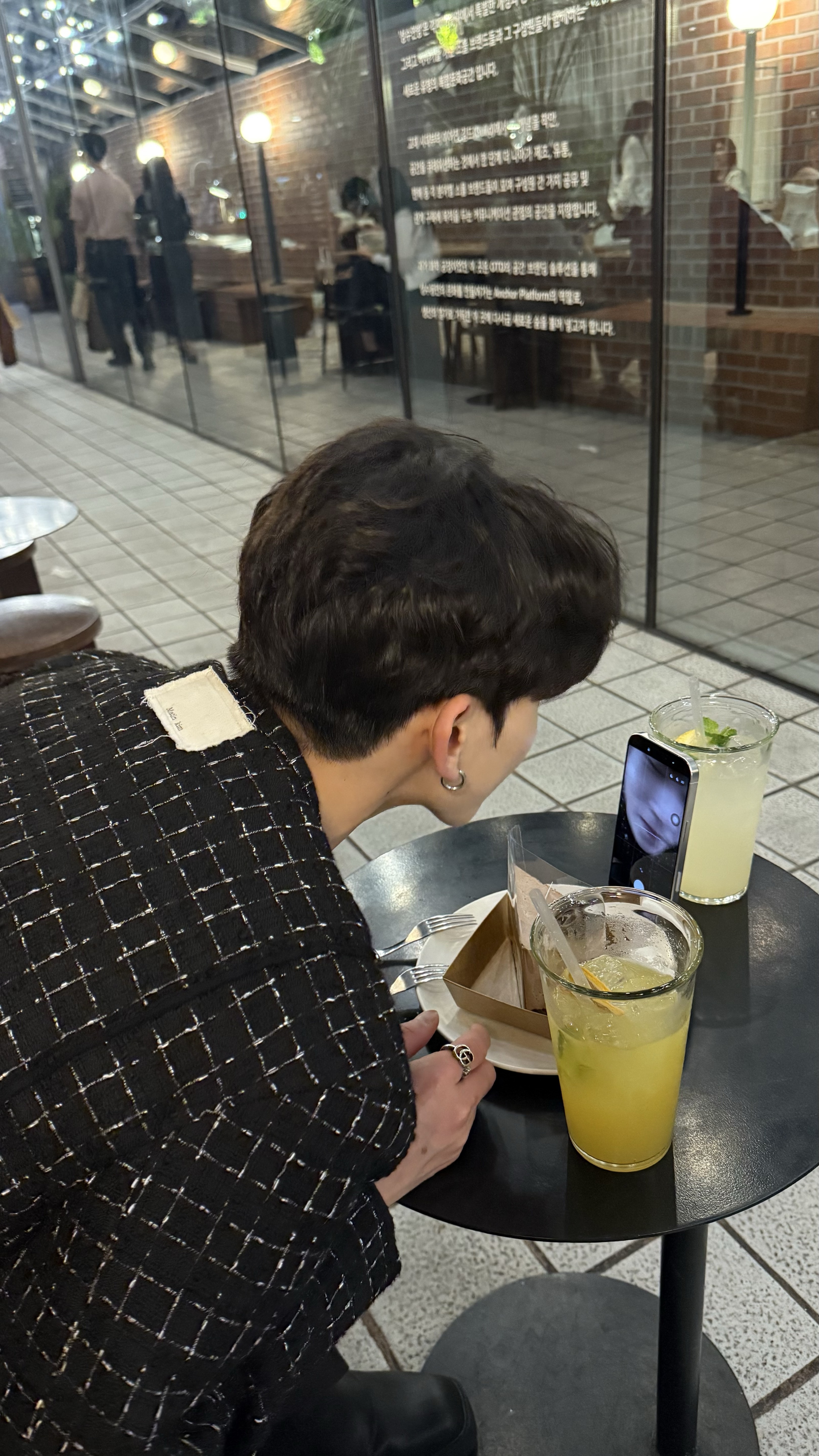 이남자는 만원 입니다.