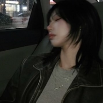 오늘도 일단 켰습니다.