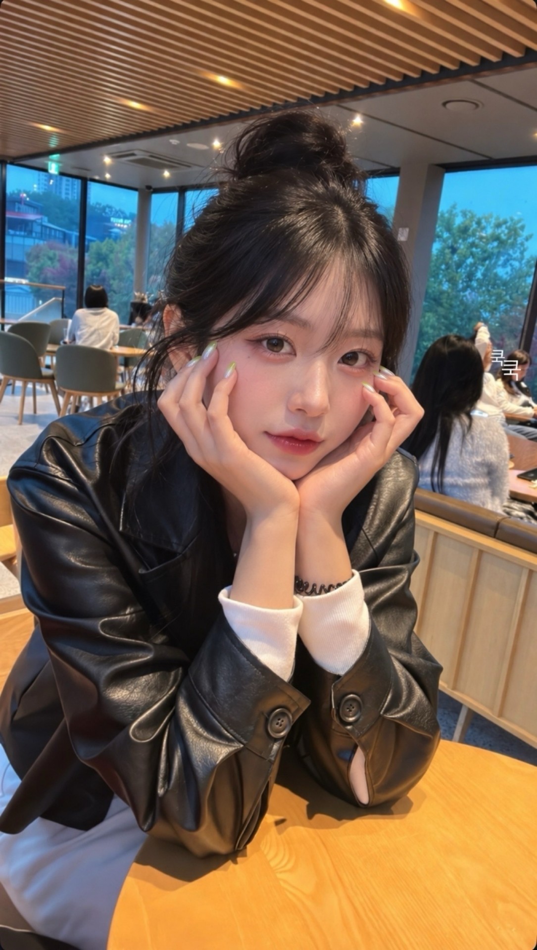 만나면 반갑다고