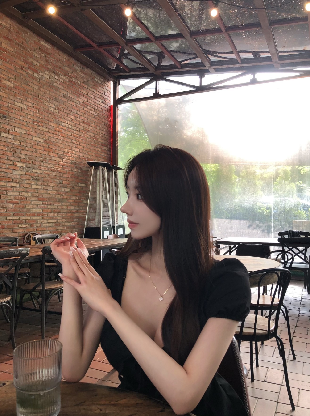 독보적 분위기