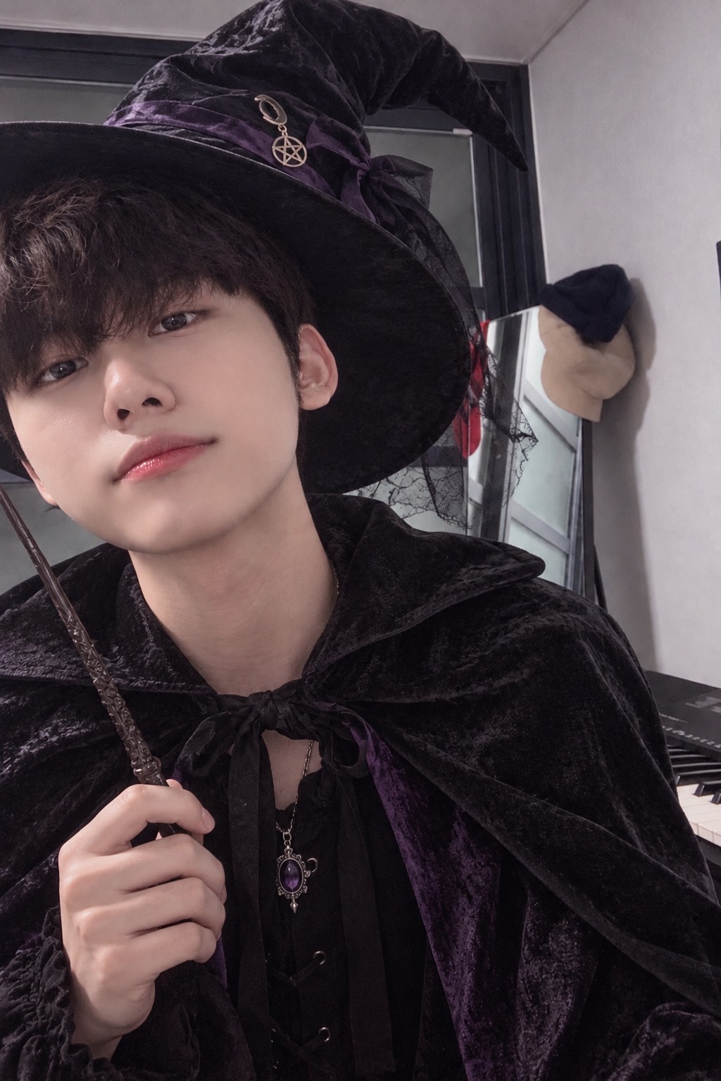 라콜은 어색해…..