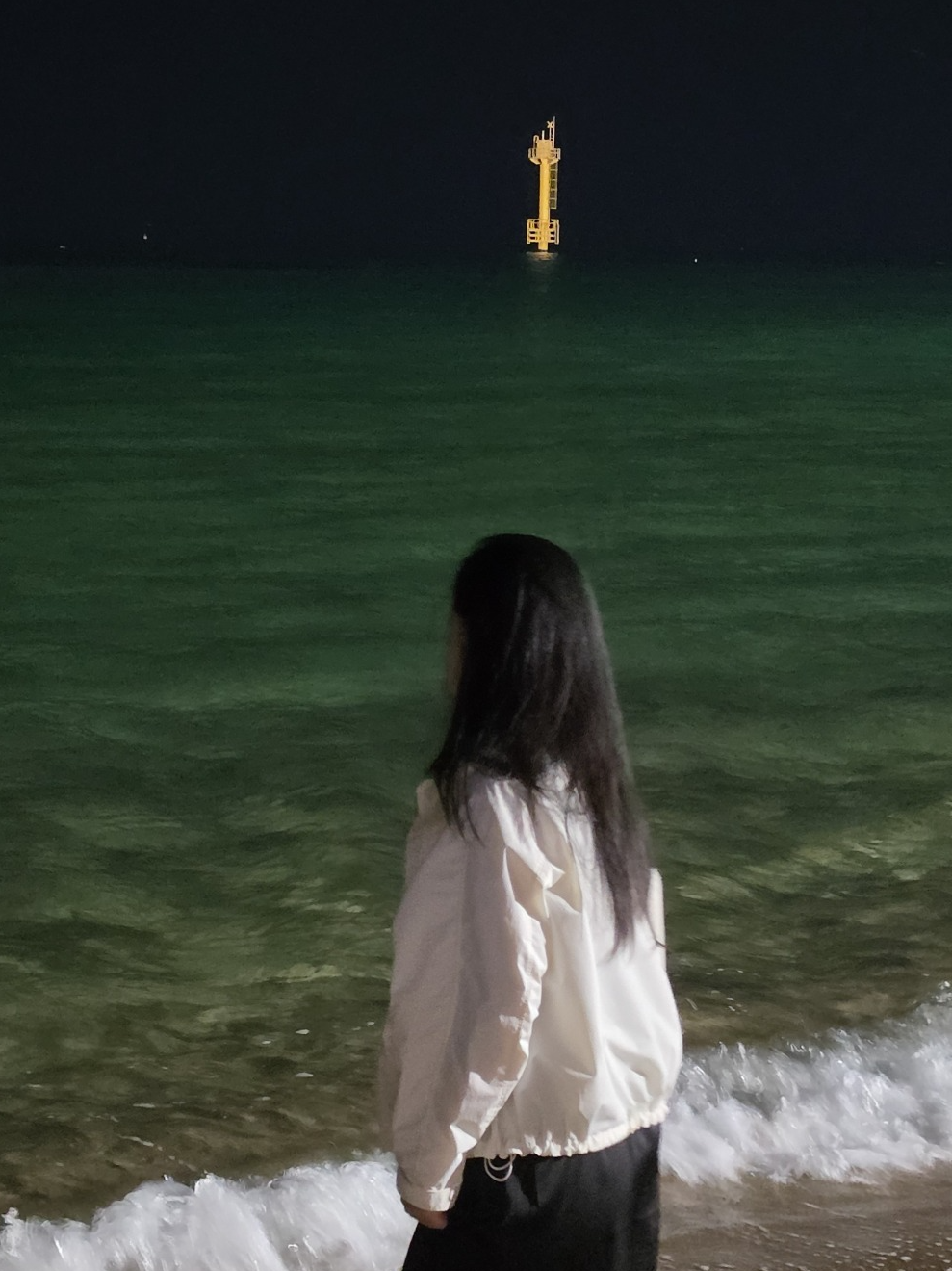 남우, 노래함