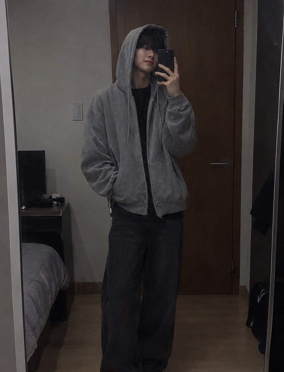 안자는 사람?