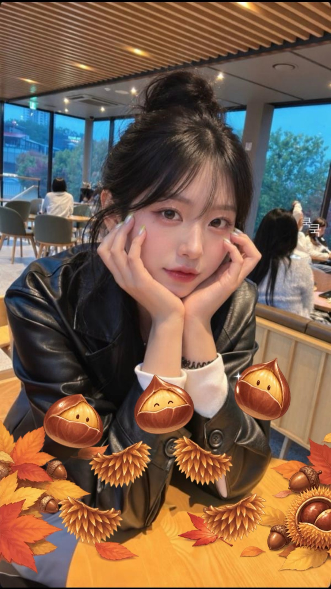 👻만나면 반갑다고👻