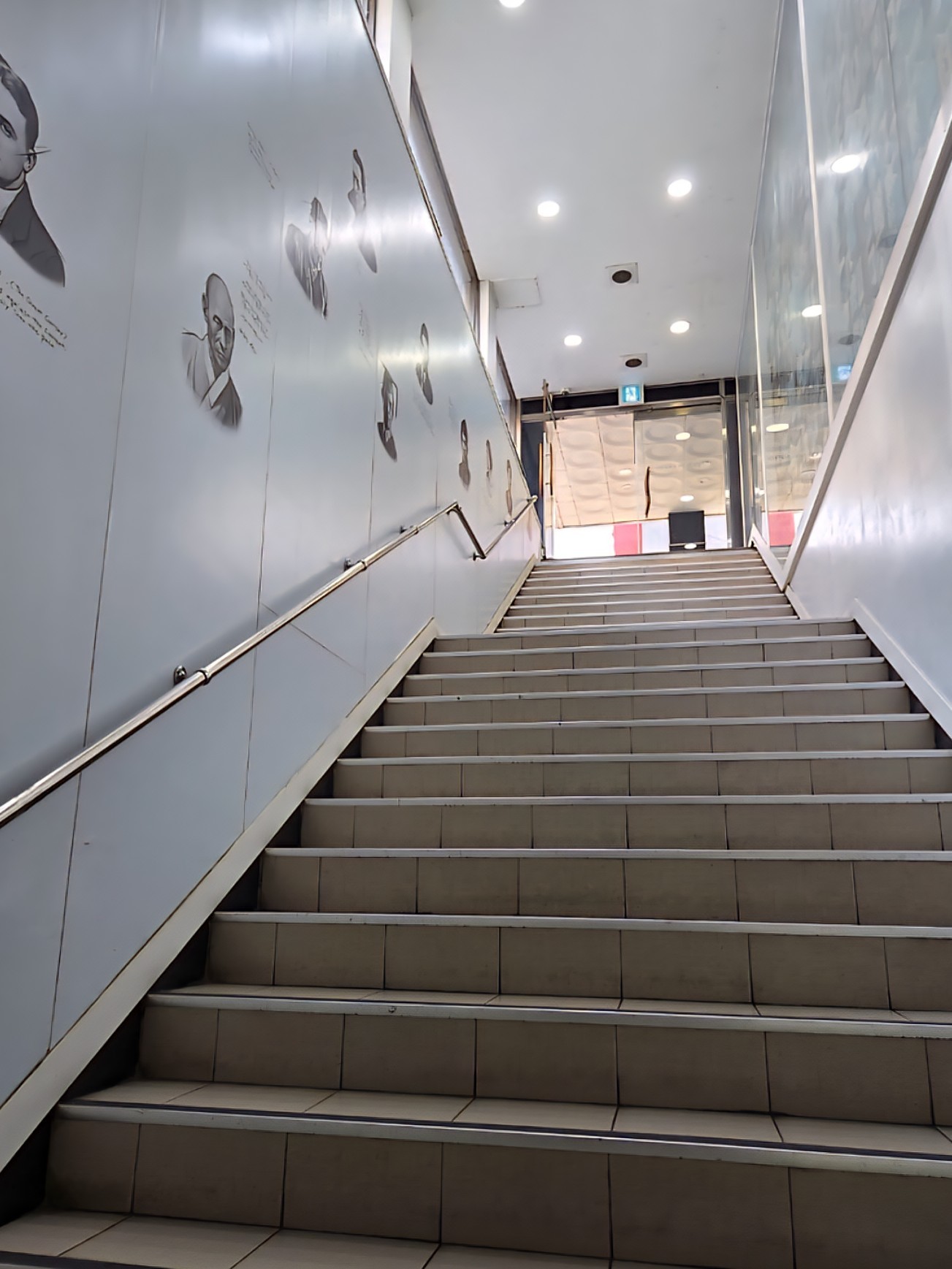 🌷ও𝒟𝒶 𝓑𝓮𝓪𝓷੭.