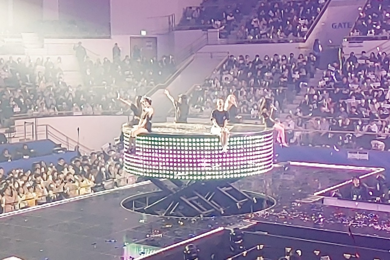 ｡˚ 𝐧𝐢𝐠𝐡𝐭 🏰