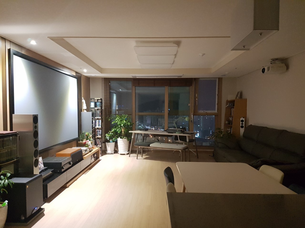 장래 :B .∗̥⁺హ