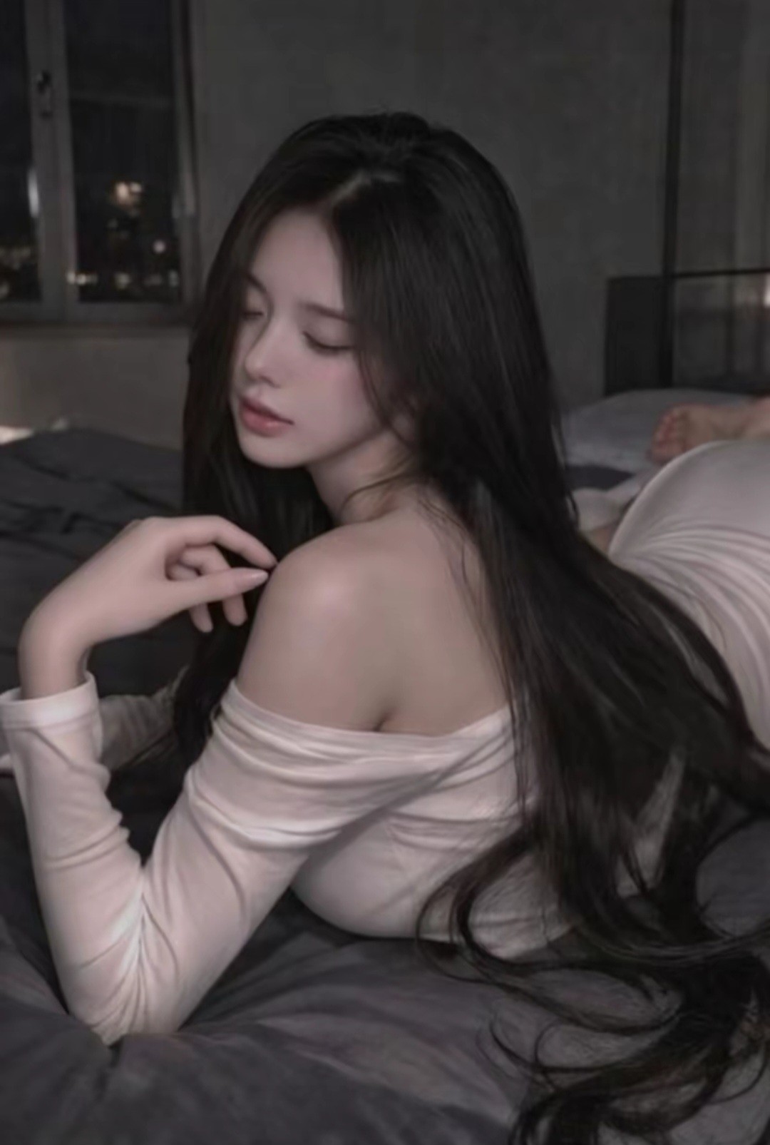 S𝓪𝓽𝓲𝓷𝓮⟡.C⃫ʟʀ🔸