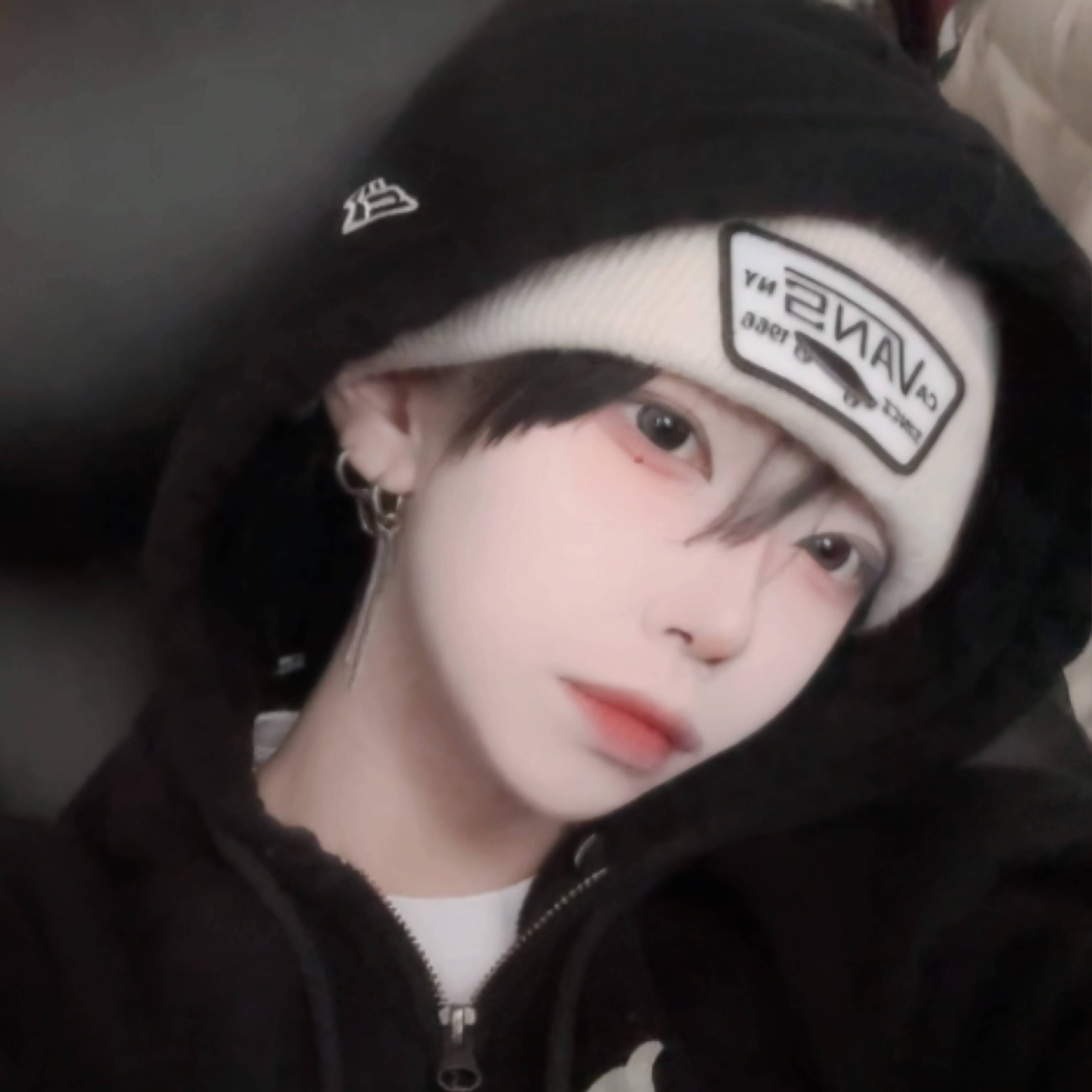 ｡ﾟᕹ  김 가 네