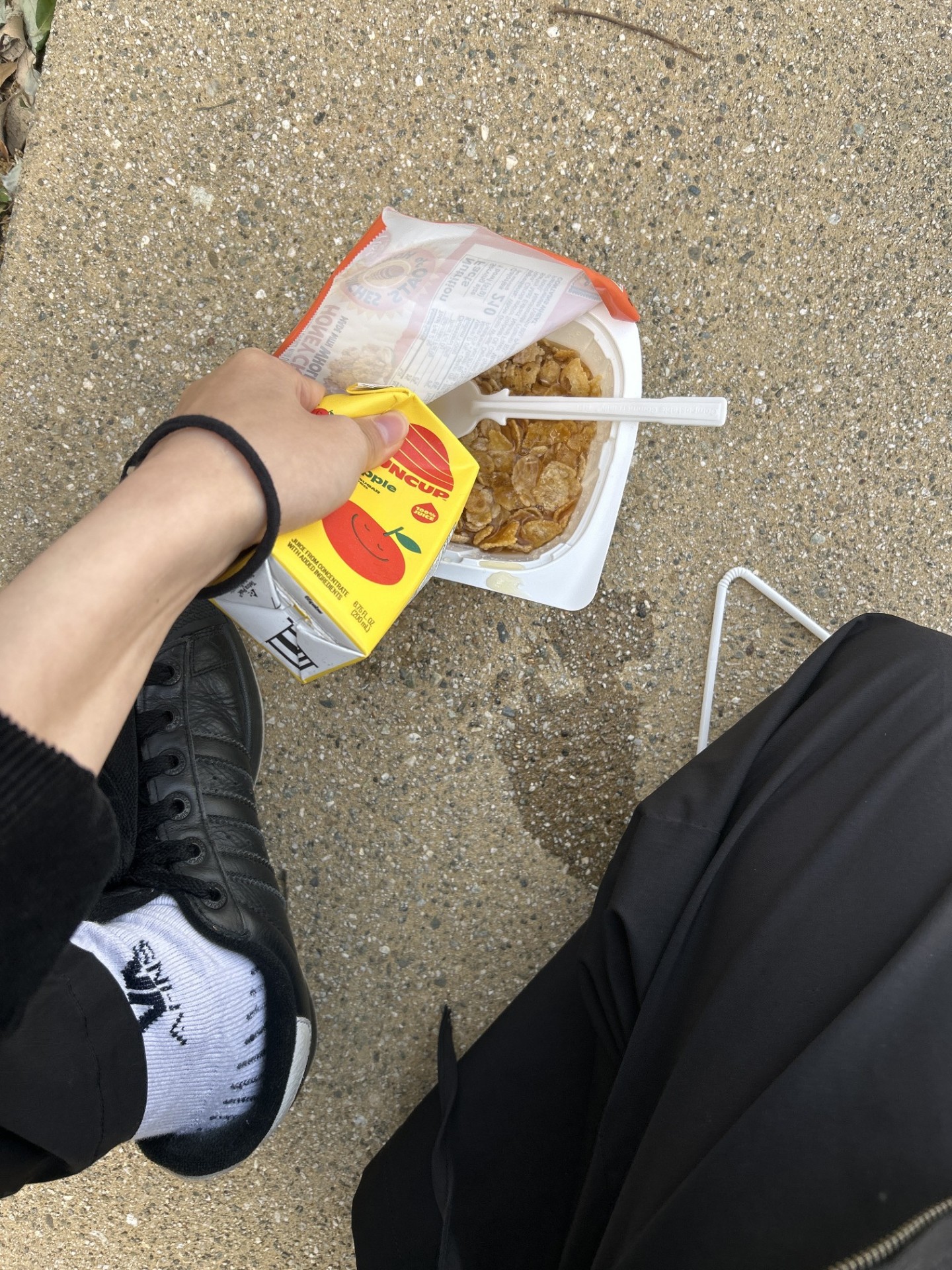 ⠀⠀⠀⠀