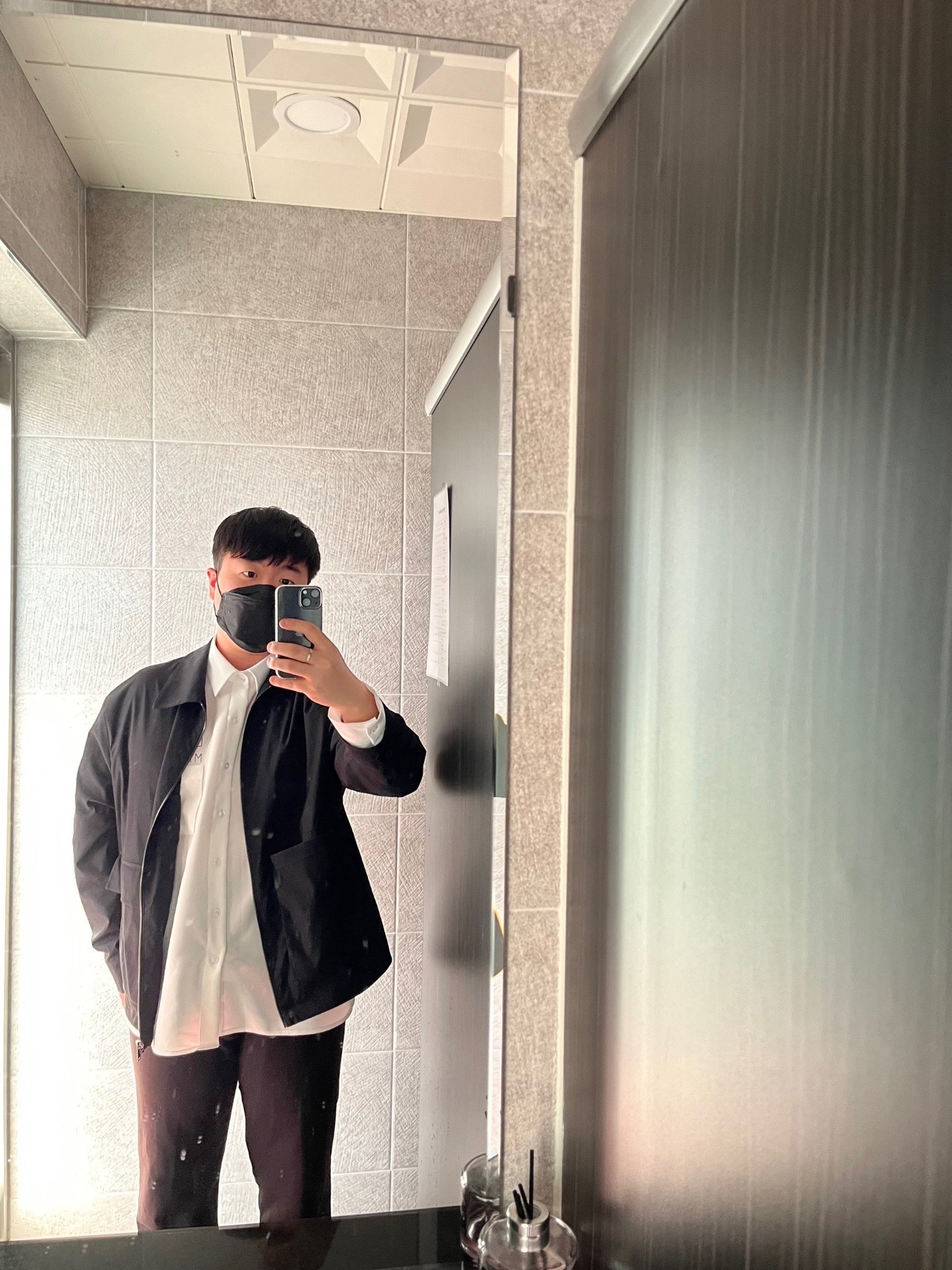 연 속  _ ☾｡⁺ 