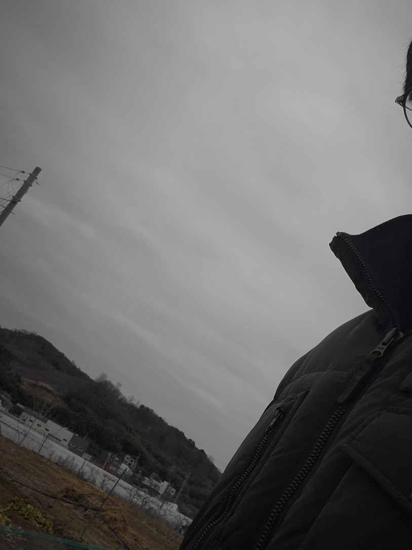뭘까𓂃.