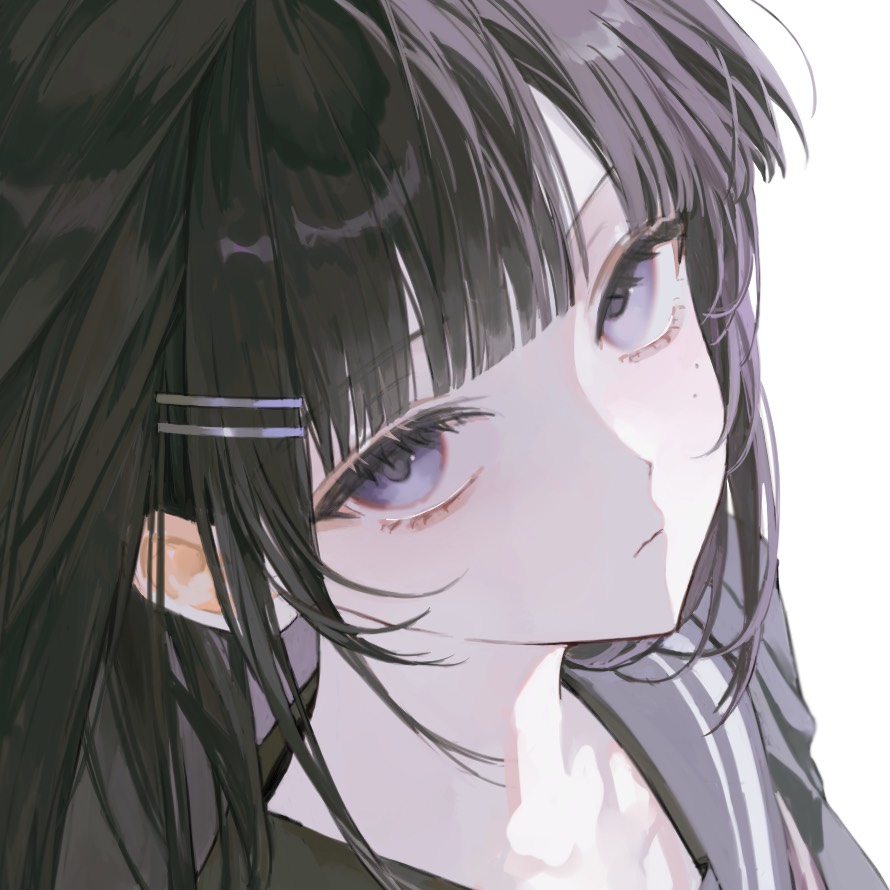 㻭