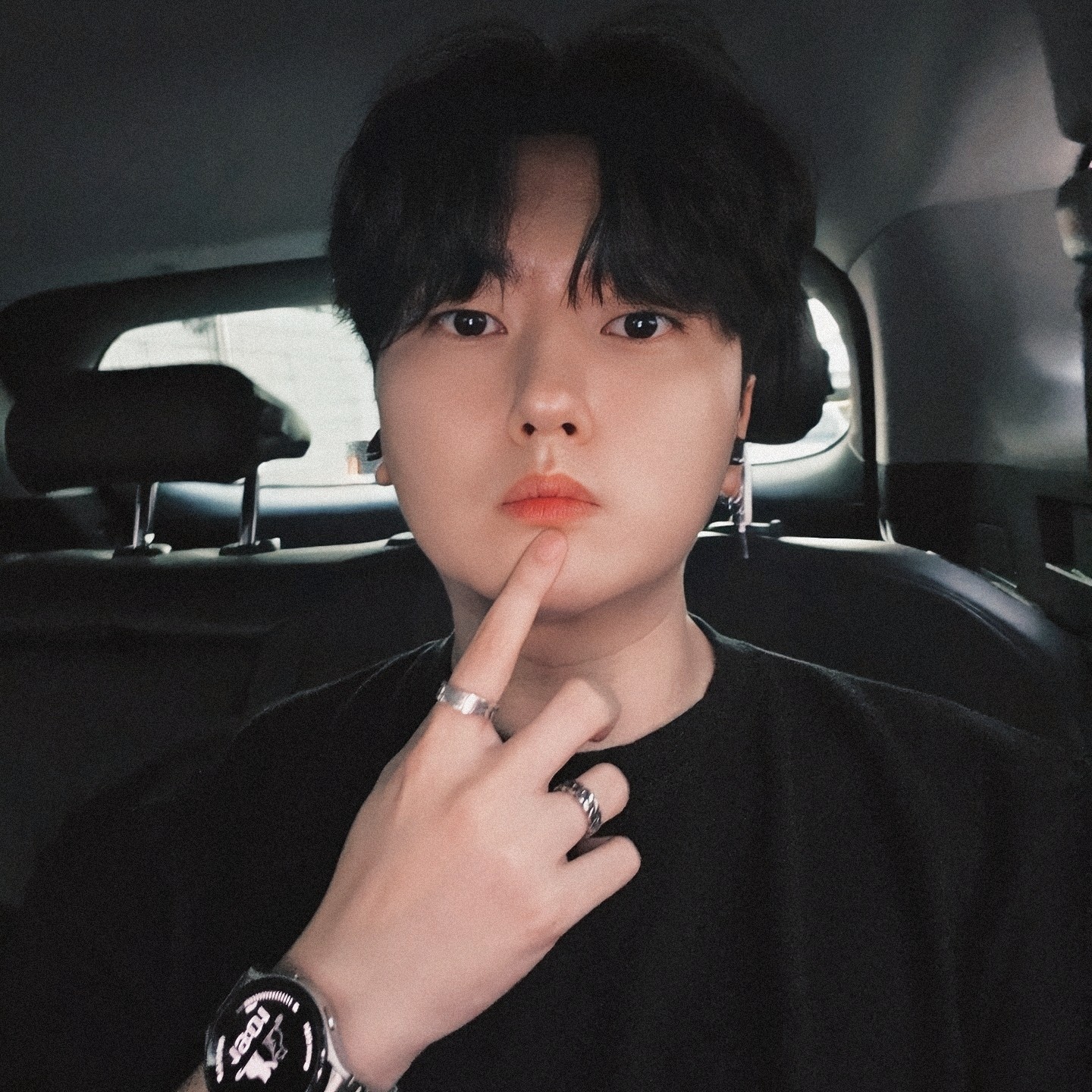 ᵗᵒᵒᵛ ࣪⊹ 아 르 .*
