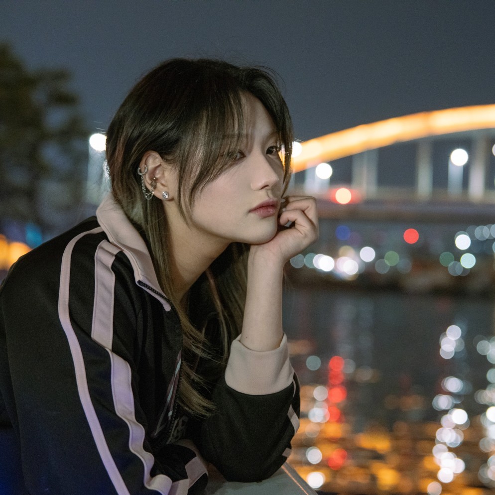 〃 홍 연 〃