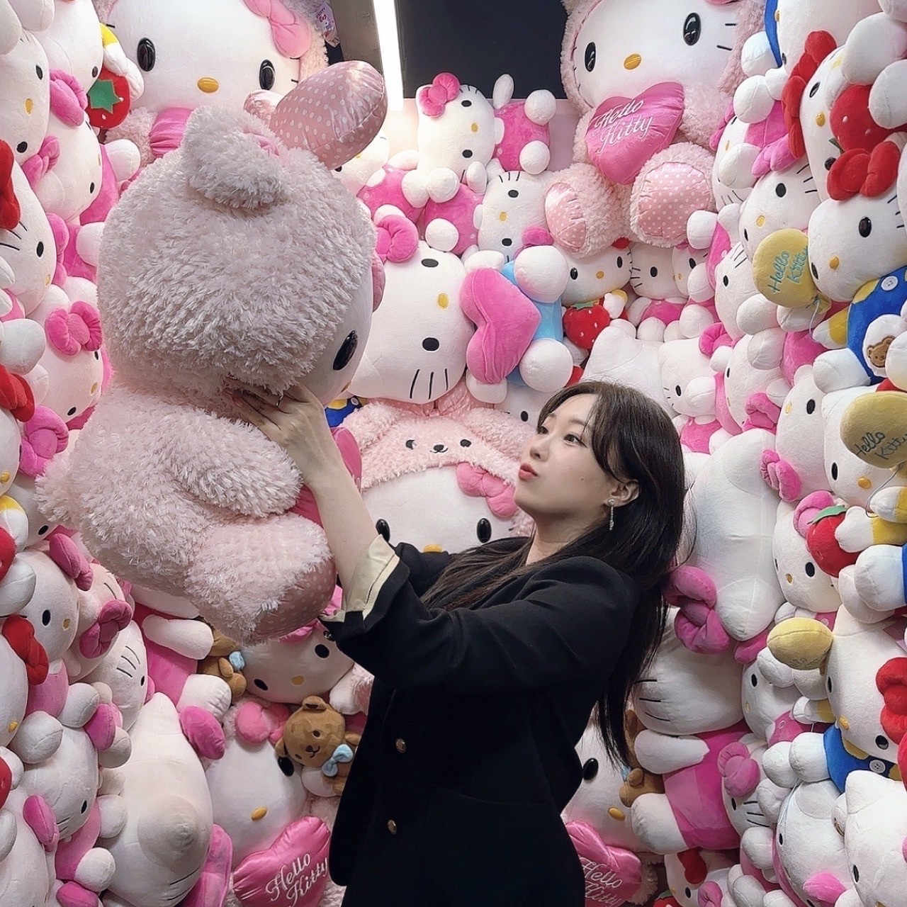 채 이 ⟢⋆