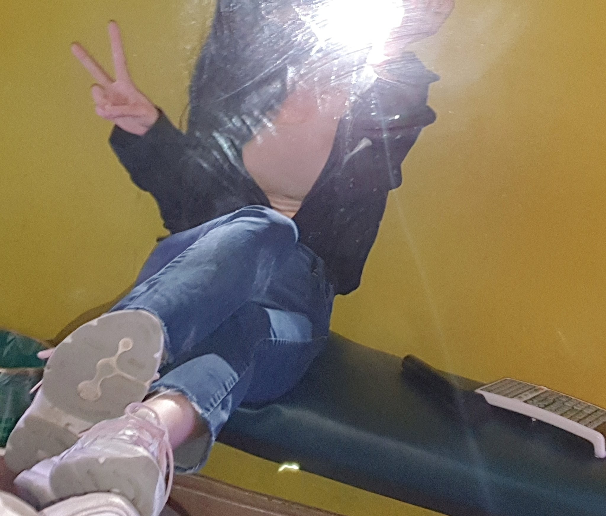 ⚡︎_⋰ƉгϵȺɱ⋱   ᶻ 𝗓 𐰁