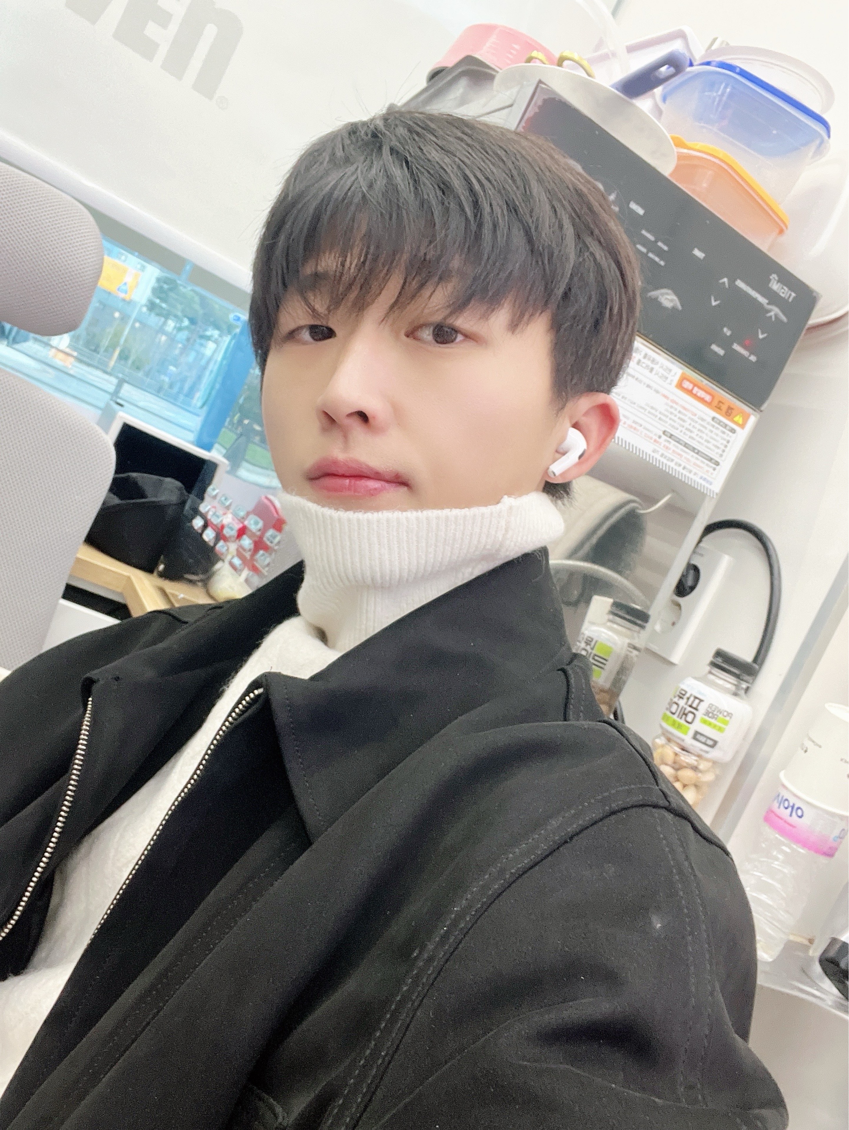 𝒪𝓃𝓁𝓎 하준