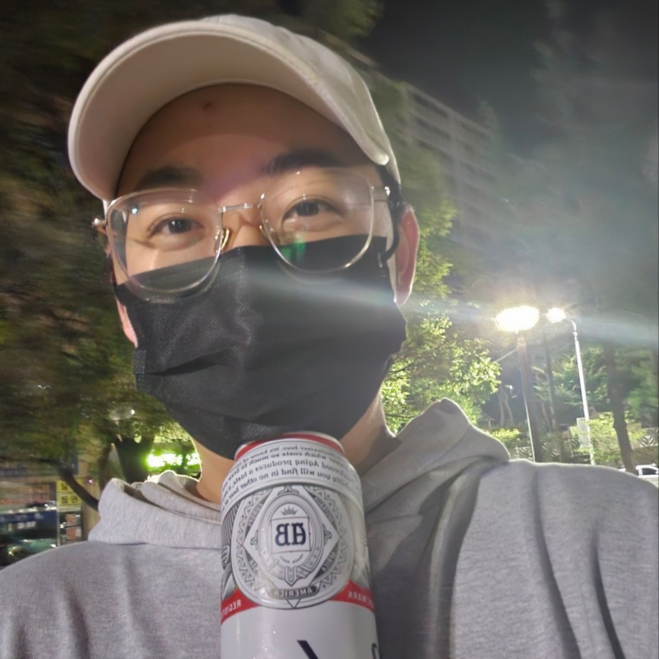 신문팔이 쌉장인 꿀곰탱이ⁿ