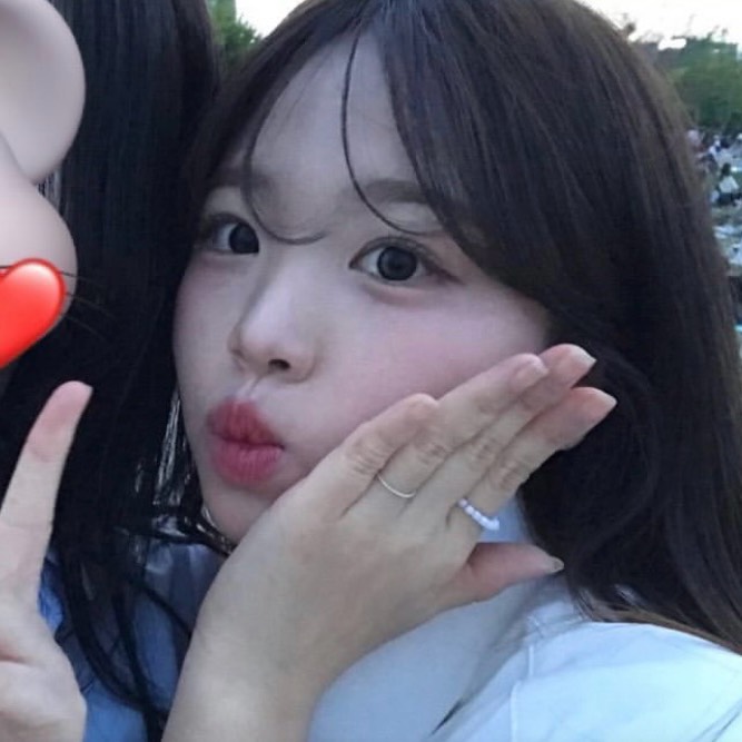 🏰˖ ⊹ ᗝ수민