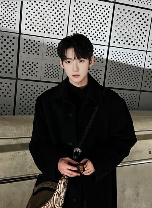 임짜룽 꼬붕따까리 나마루ᵐᵃʳᵘ🧡