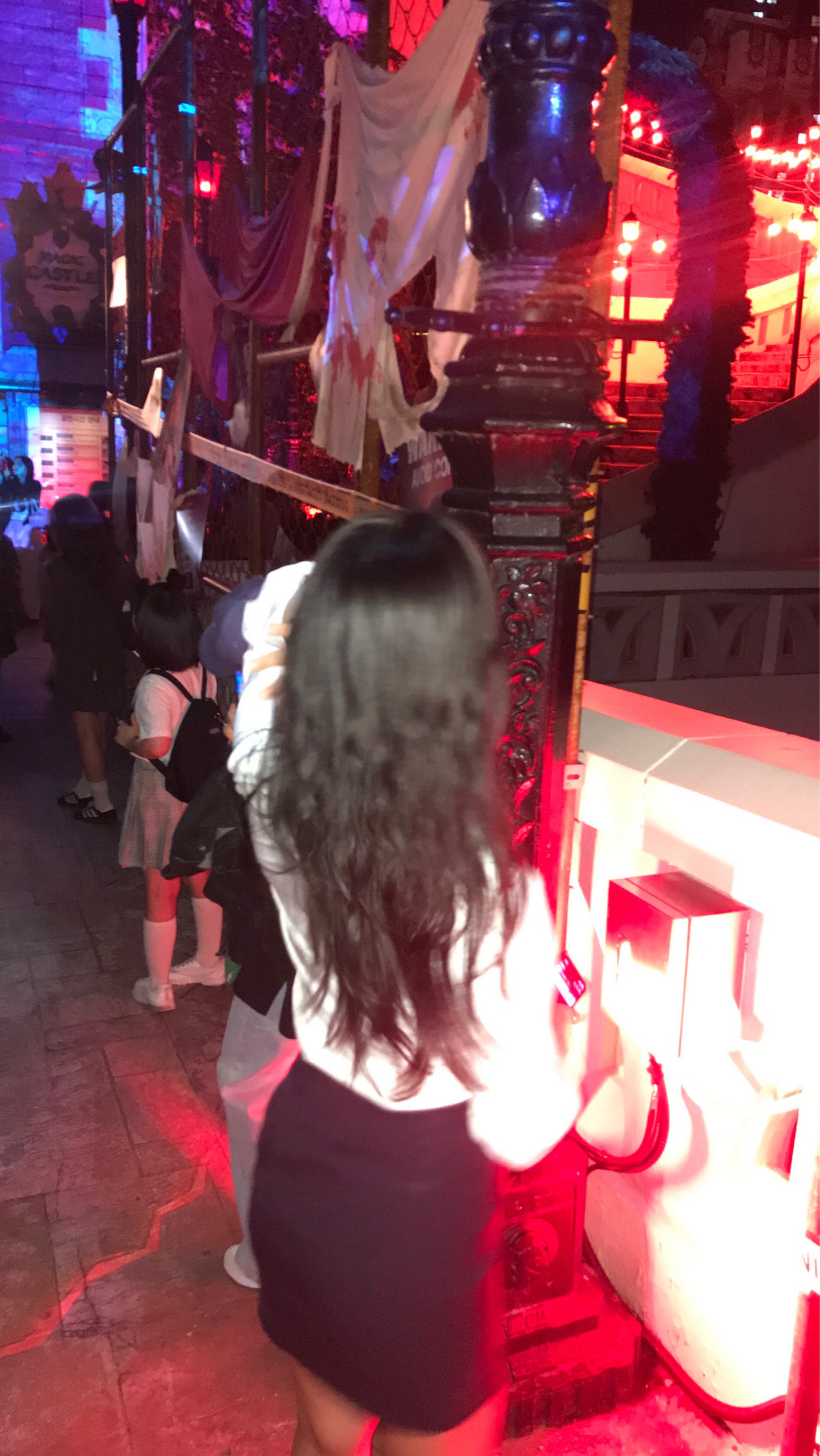༝