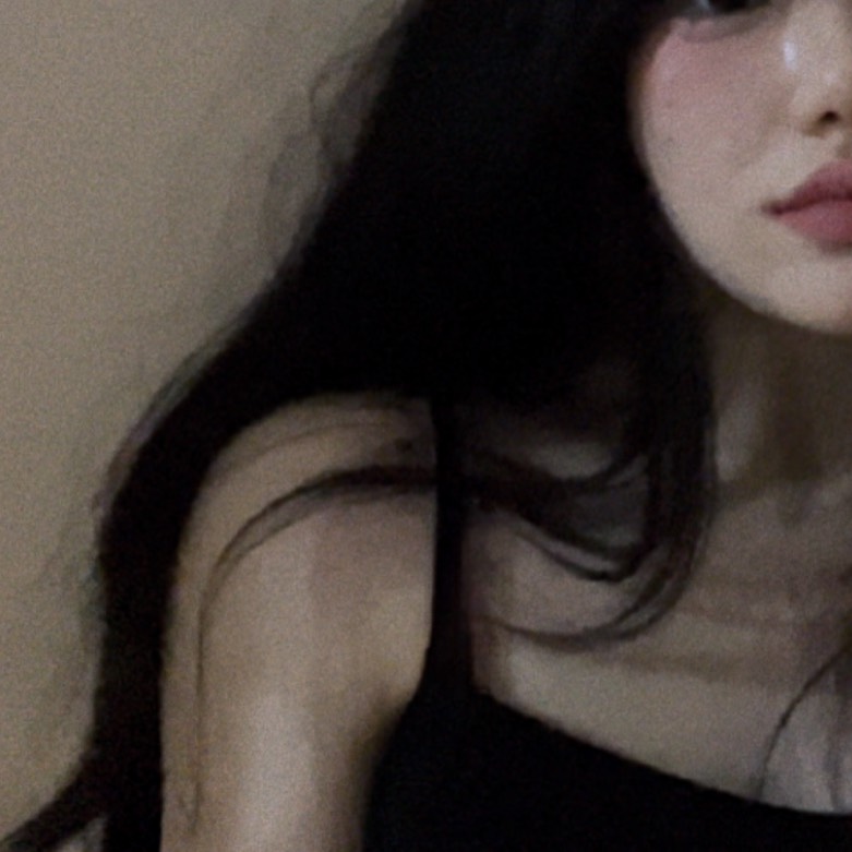 설 향‎  𐦍༘⋆